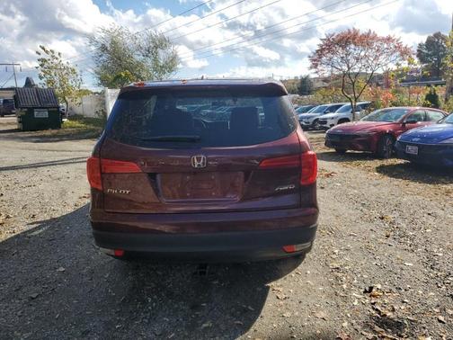 2018 Honda Pilot EX