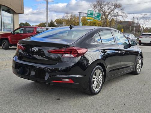 2019 Hyundai ELANTRA Value Edition