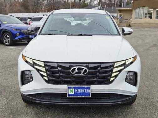 2022 Hyundai TUCSON SE