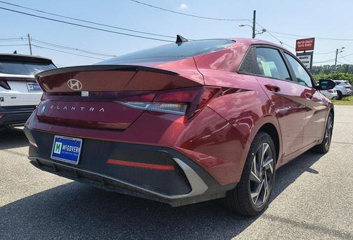 2025 Hyundai ELANTRA Sport