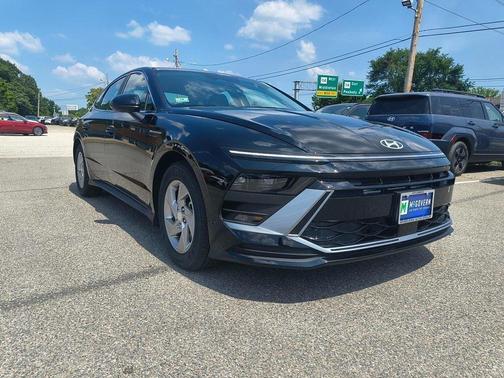 2025 Hyundai SONATA SE