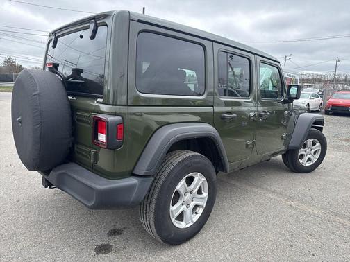 Sarge Green Clearcoat 2022 Jeep Wrangler Unlimited Sport