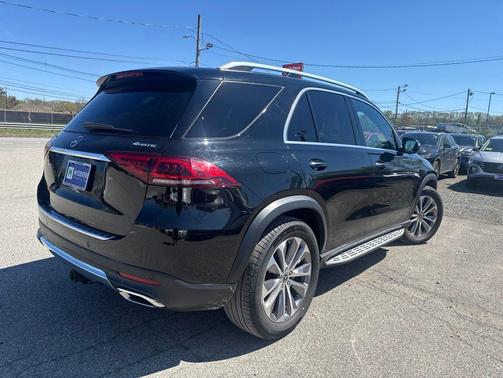 Black 2022 Mercedes-Benz GLE 350 4MATIC