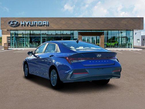 2026 Hyundai ELANTRA Sport