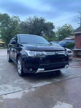 2015 Mitsubishi Outlander SE