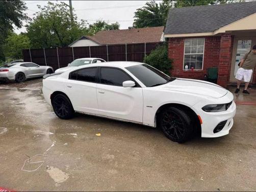 2016 Dodge Charger R/T