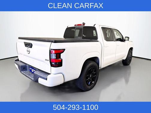 Glacier White 2022 Nissan Frontier SV