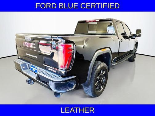 2024 GMC Sierra 2500 AT4
