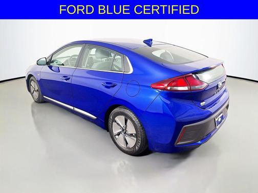 2020 Hyundai IONIQ Hybrid SE