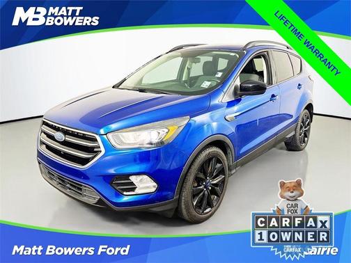 Lightning Blue Metallic 2018 Ford Escape SE