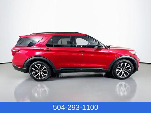 Rapid Red Metallic Tinted Clearcoat 2022 Ford Explorer ST-Line
