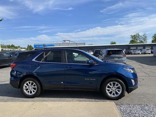 Pacific Blue Metallic 2021 Chevrolet Equinox 1LT
