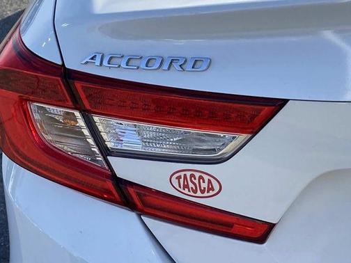 White 2018 Honda Accord Touring