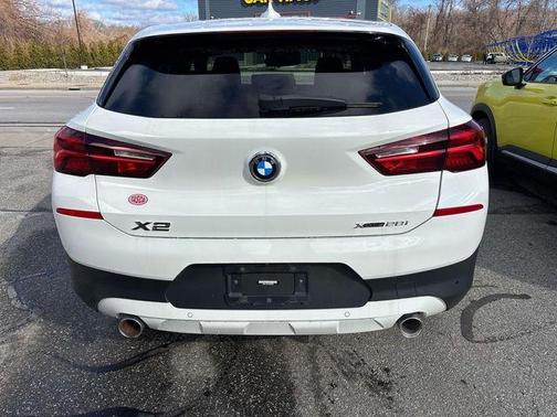 Alpine White 2022 BMW X2 xDrive28i