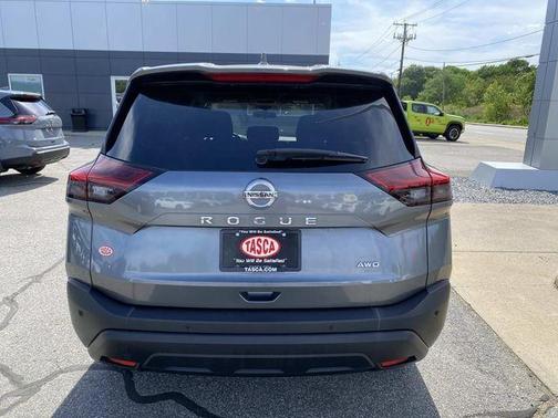 Gun Metallic 2021 Nissan Rogue S