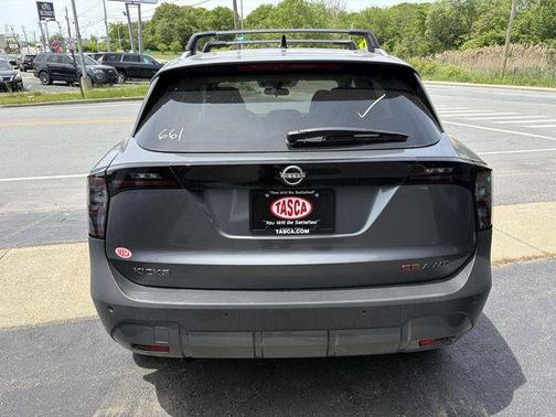 Gun Metallic 2026 Nissan Kicks SR