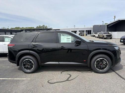 Black 2026 Nissan Pathfinder Rock Creek