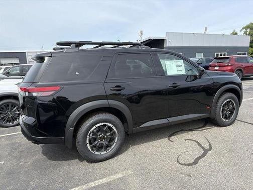 Black 2026 Nissan Pathfinder Rock Creek