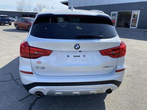 Mineral White Metallic 2018 BMW X3 xDrive30i