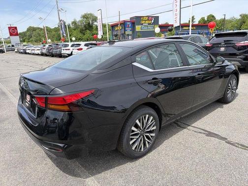 Black 2026 Nissan Altima 2.5 SV