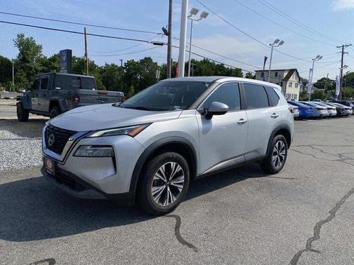 Brilliant Silver Metallic 2023 Nissan Rogue SV