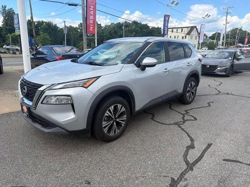Brilliant Silver Metallic 2023 Nissan Rogue SV