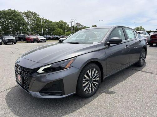 Gun Metallic 2026 Nissan Altima 2.5 SV