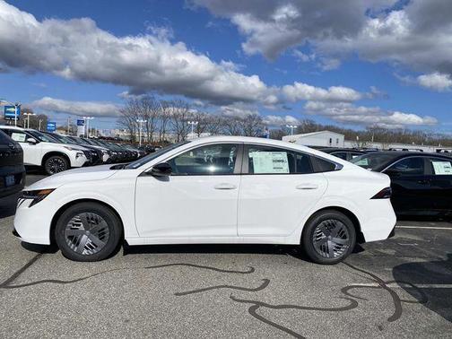 Cloud White 2026 Nissan Sentra SV