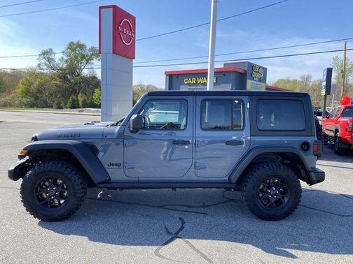 Anvil Clearcoat 2024 Jeep Wrangler Sport