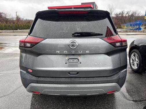 Gun Metallic 2021 Nissan Rogue SV