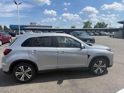 Labrador Black Pearl 2024 Mitsubishi Outlander Sport 2.0 SE