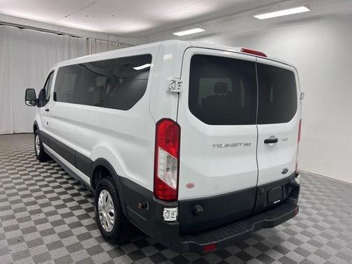 Oxford White 2017 Ford Transit-350 XLT