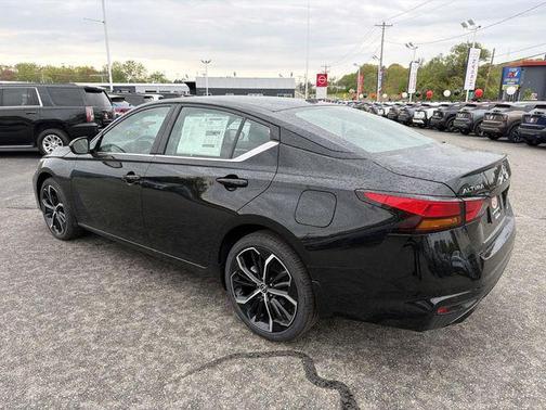 Black 2026 Nissan Altima 2.5 SR