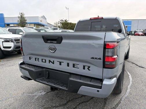 Boulder Gray Pearl 2027 Nissan Frontier SV