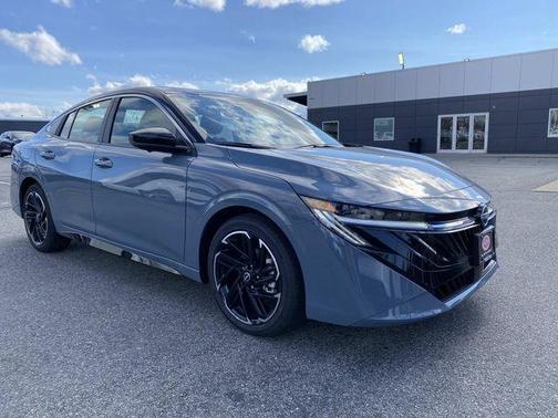 2t Gry Blk Roof 2026 Nissan Sentra SR