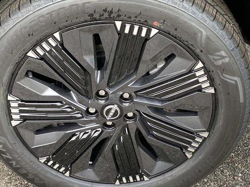 Gun Metallic 2026 Nissan Murano Platinum