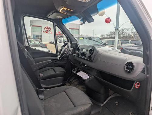 2019 Mercedes-Benz Sprinter 1500 Standard Roof