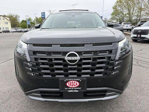 Black 2026 Nissan Pathfinder SL