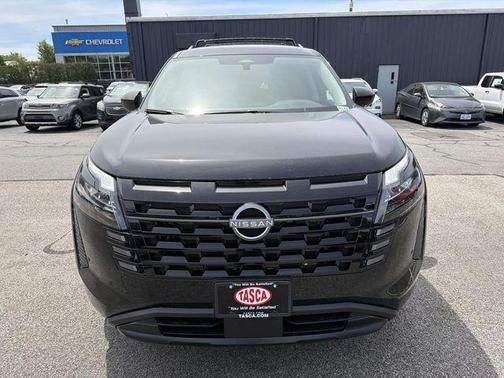 Black 2026 Nissan Pathfinder SV