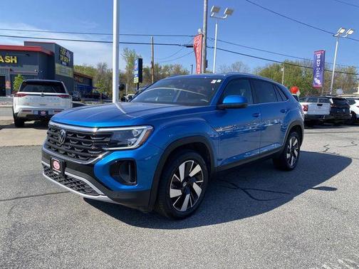 Kingfisher Blue 2024 Volkswagen Atlas Cross Sport 2.0T SE w/Technology