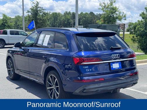 Navarra Blue Metallic 2021 Audi Q7 55 QUATTRO PREMIUM