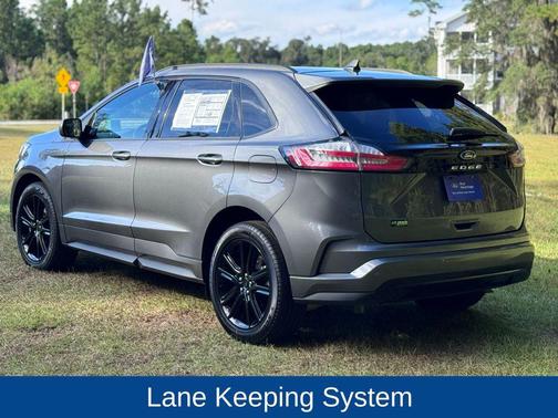 2022 Ford Edge ST Line