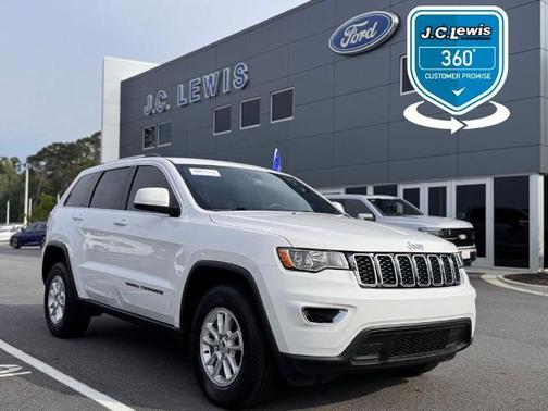 2020 Jeep Grand Cherokee LAREDO