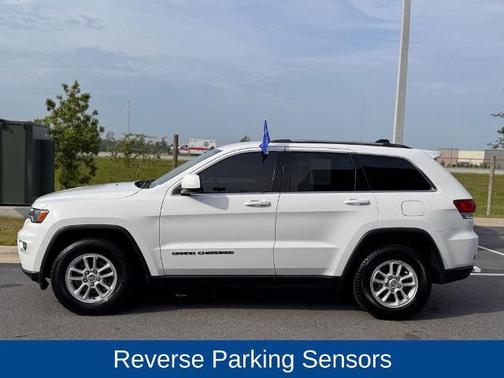 2020 Jeep Grand Cherokee LAREDO