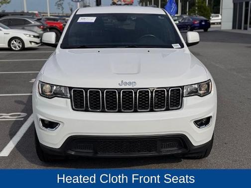 2020 Jeep Grand Cherokee LAREDO