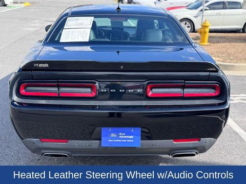 2017 Dodge Challenger SXT