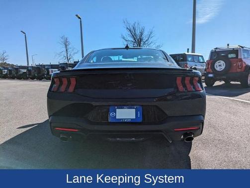 2025 Ford Mustang ECOBOOST