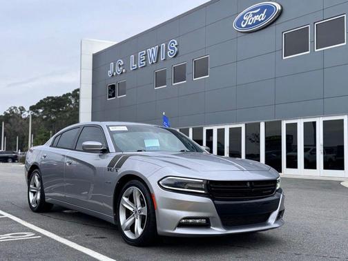 2017 Dodge Charger R/T