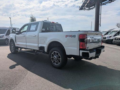 2026 Ford F-250 Platinum