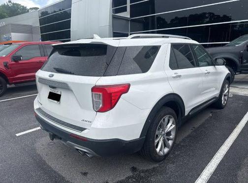 STAR WHITE MET TRI-COAT 2023 Ford Explorer PLATINUM